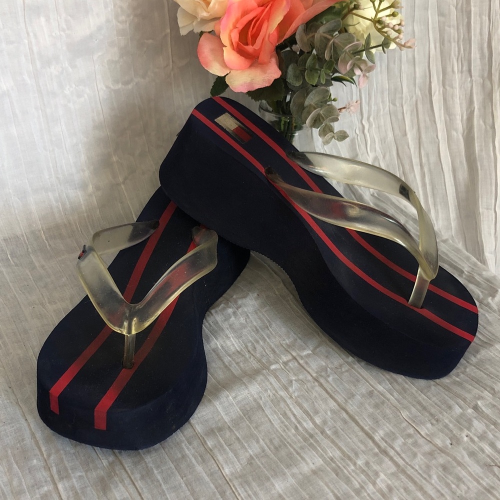 TOMMY HILFIGER size 5 navy platform red white & blue casual flip flops sandals